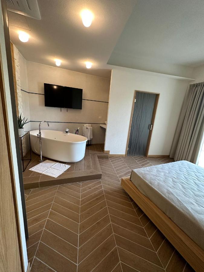 View Room Bacoli Luaran gambar